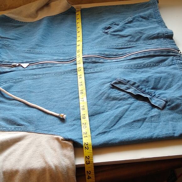 Euro Joy jean jacket. Size medium - Picture 7 of 8